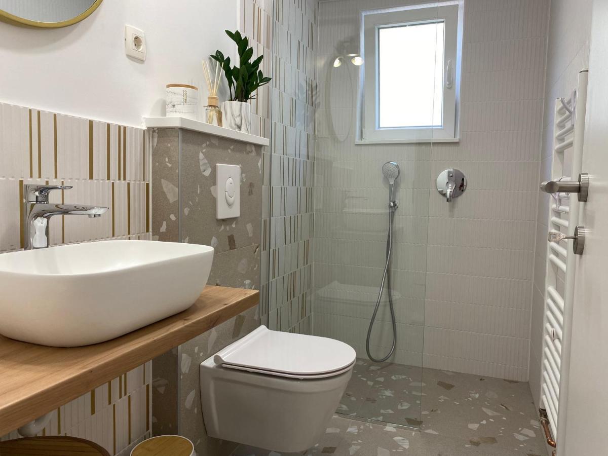 Apartments Niko, Near Beach, Free Parking, Wi-Fi 투체피 외부 사진