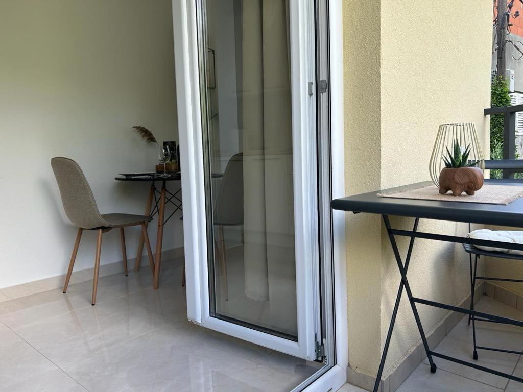 Apartments Niko, Near Beach, Free Parking, Wi-Fi 투체피 외부 사진